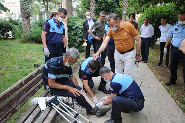 Dilencinin foyasını zabıta müdürünün dikkati ortaya çıkardı