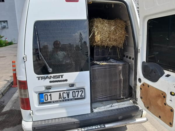 Saman balyası arasında kaçak sigara
