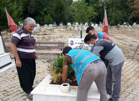 Yükümlülerden şehit mezarlarına bakım ve temizlik