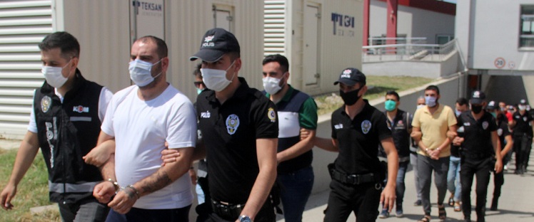 İki kuşak tefeci aileye 12 tutuklama