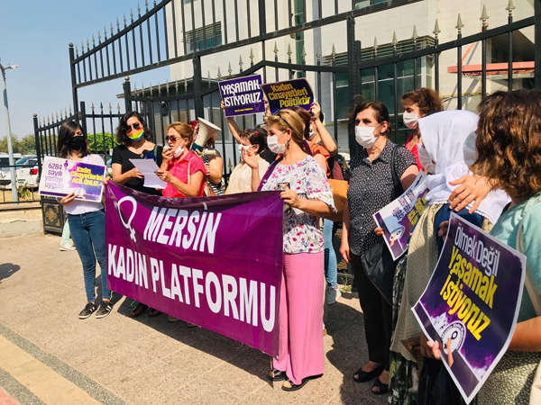 Eşini öldürüp baldızına kahvaltıya gitmiş