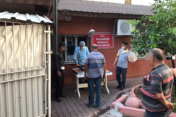 Seyhan’dan yoksul ve kimsesizlere sıcak yemek