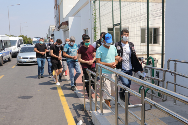 Adana’da pos tefecilerine operasyon: 25 gözaltı