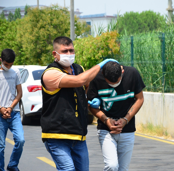 Oğlunun düğün parasını kapkaççılara kaptırdı