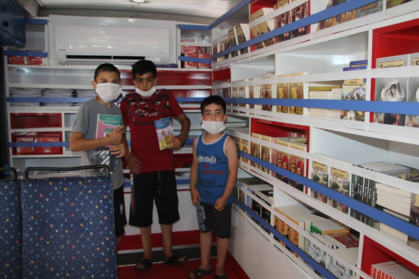 Gezici kütüphane çocuklar için yollarda