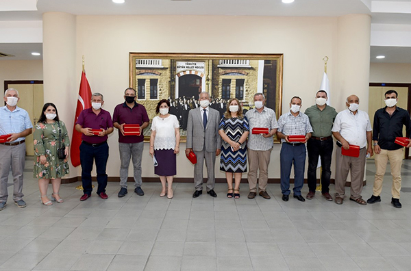 Seyhan’dan “Emekçilere” vefa