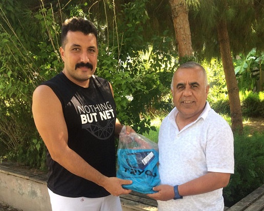 Çimen projelerini tanıtıyor