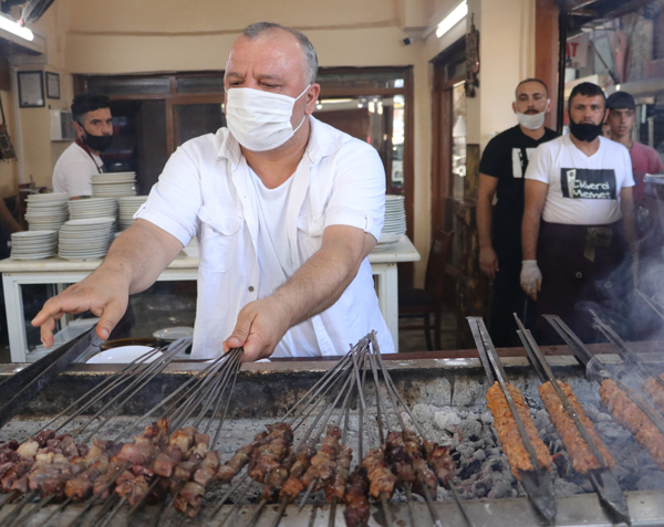 Aamir Khan, Adana Kebabına hayran kaldı