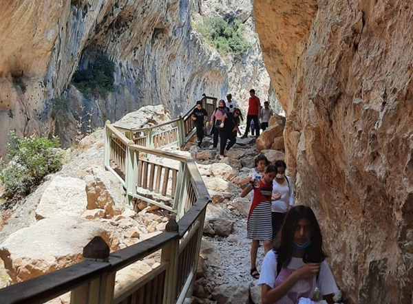 Çocuklar Karaisalı'yı gezdi