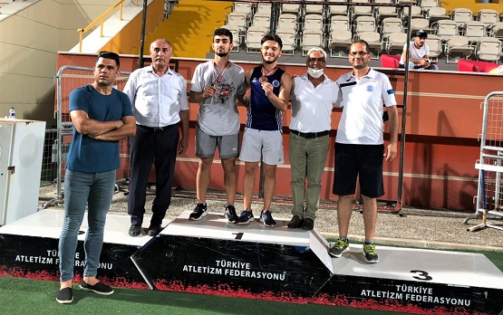 Seyhan’ın atletleri Mersin’de göz kamaştırdı