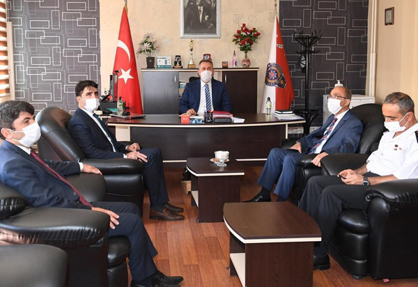 Vali Elban, Tufanbeyli’de vatandaşlarla buluştu