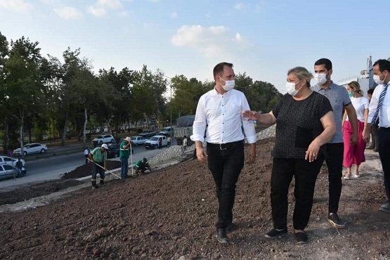 Ceyhan’a belediyeden çevre hizmeti