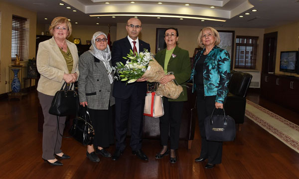 Yaşlılar Derneğinden Vali Demirtaş’a Ziyaret