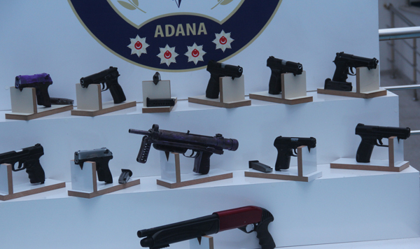 Sokak çeteleri çatıştı 1 kişi öldü, 5 kişi tutuklandı