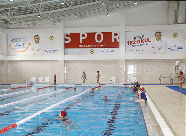 Yüreğir Belediyesi Kapalı Yüzme Havuzu açıldı