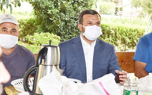 Başkan Kocaispir işçilerin sofrasına konuk oldu