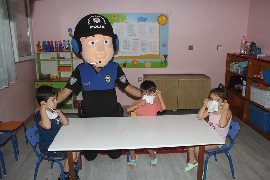 KANKA POLİS KREŞLERİ GEZİYOR