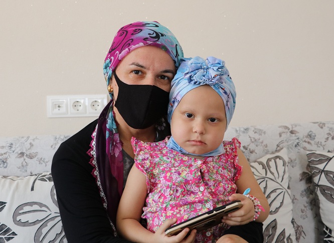 Lösemili Nurten Mira kahramanını bekliyor