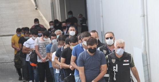 FETÖ operasyonuna 6 tutuklama