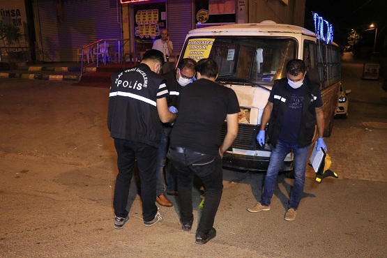 TANTUNİCİDE SİLAHLA YARALANDI