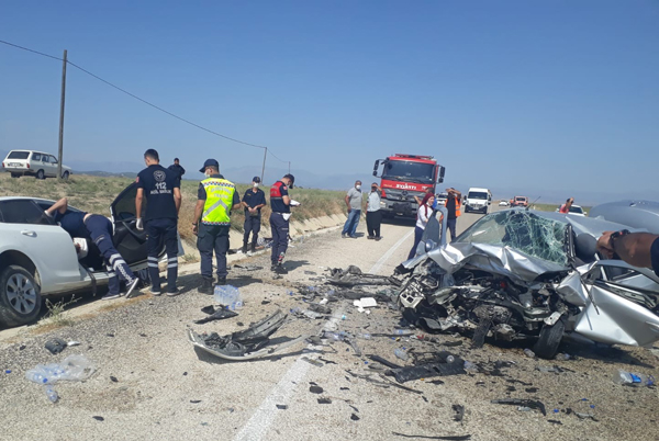 Adana'da kazada ölen vatandaşların kimlikleri belli oldu