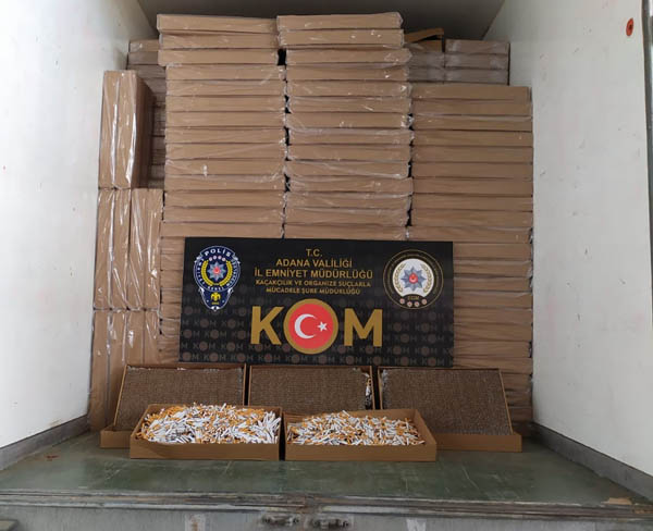 Adana'da kaçak makaron ele geçirildi
