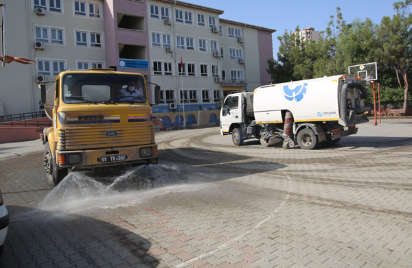 Yüreğir’de okullar yüz yüze eğitime hazırlanıyor