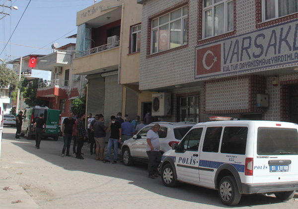 Arkadaşını öldürdüğünü SMS ile bildirdi