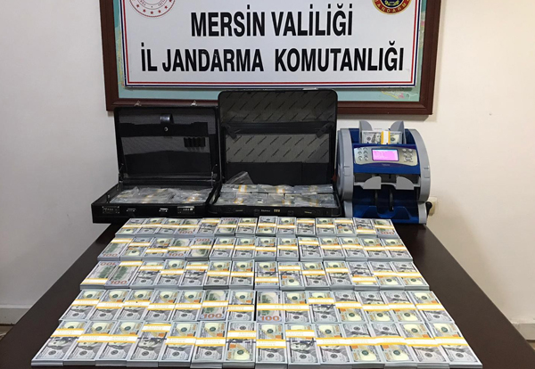 Sahte parayı piyasaya süremediler
