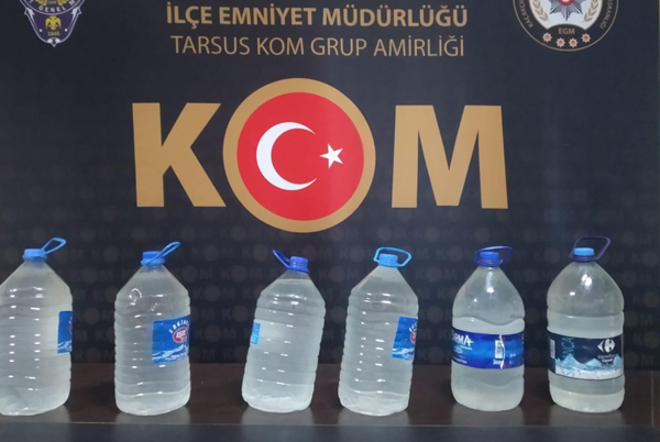 Tarsus’ta kaçak içki üreten şüpheli yakalandı
