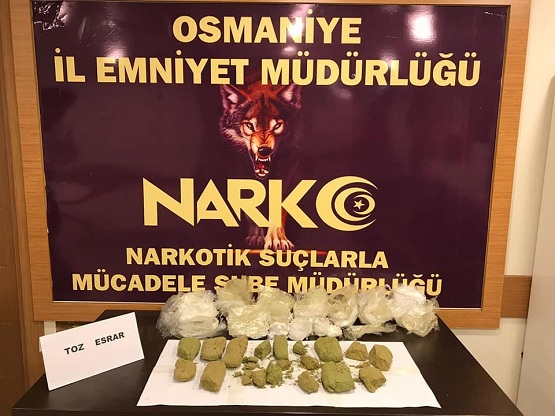 TERMİNALDE TOZ ESRAR ELE GEÇİRİLDİ