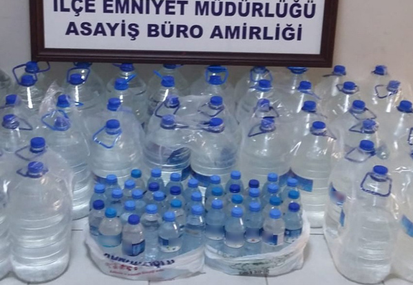 Adana'da 259 litre sahte içki ele geçirildi
