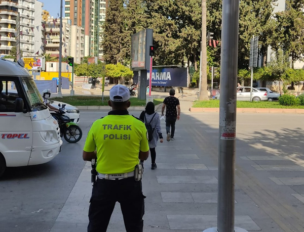 Yayalara ceza yağdı