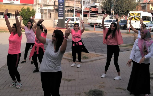Seyhan'da 5 ayrı bölgede sabah sporu