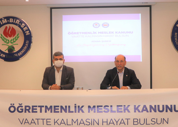 24 Kasım'da öğretmenler meslek kanunu müjdesi bekliyor