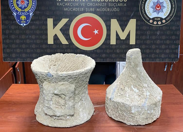 Adana’da 2 taş eser ele geçirildi