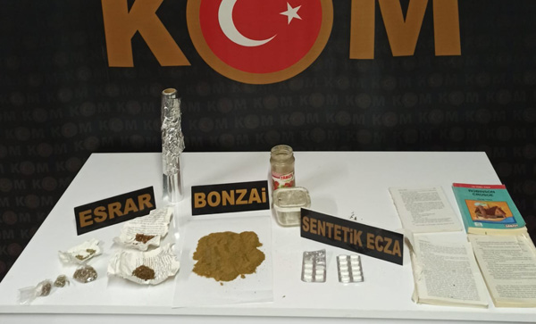 Silifke’de uyuşturucu operasyonu: 3 gözaltı