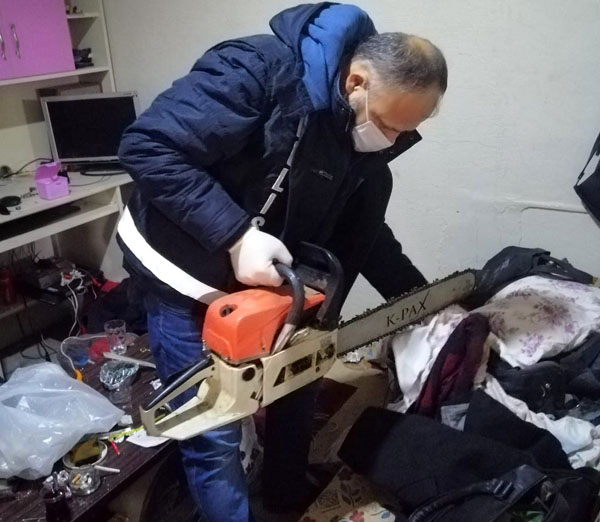 Çaldığı motosiklet ve eşyaları evinde saklamış