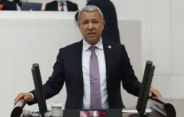 ‘Adana’ya 1 liralık yatırım yok’