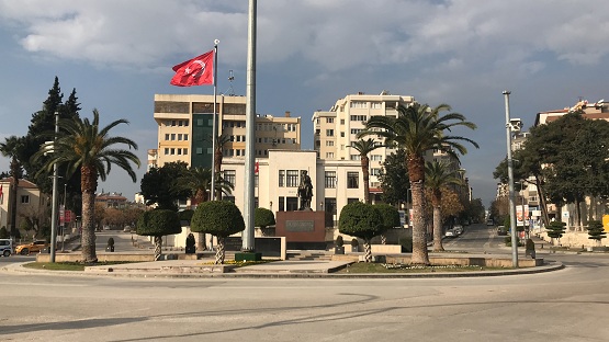 Adana sokakları sessiz