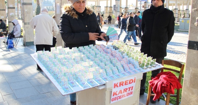 Sigara dumanıyla 9 bin liralık Milli Piyango bileti çaldı