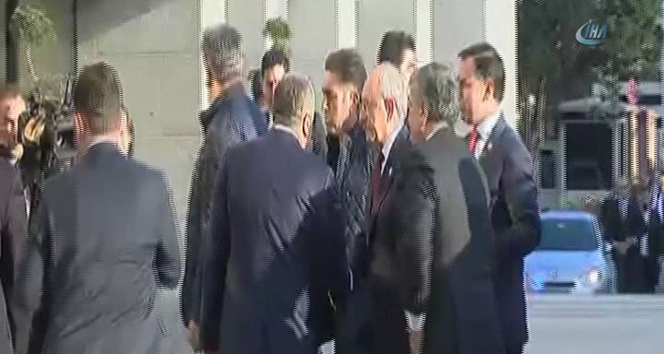 Kılıçdaroğlu İstanbul Emniyet Müdürlüğü'nde