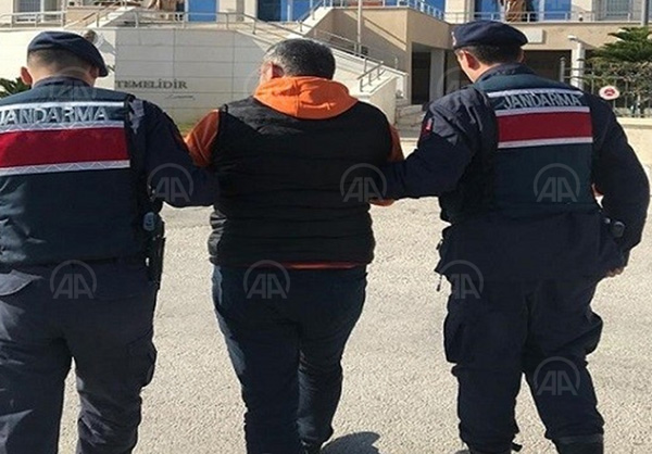 Bozyazı'da çeşitli suçlardan aranan bir kişi yakalandı