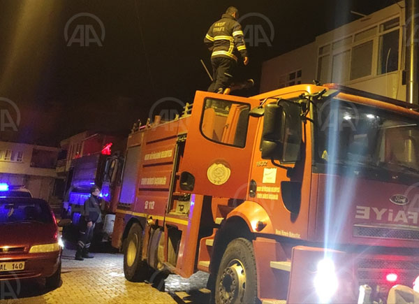 Hatay'da yangın çıkan evde hasar oluştu