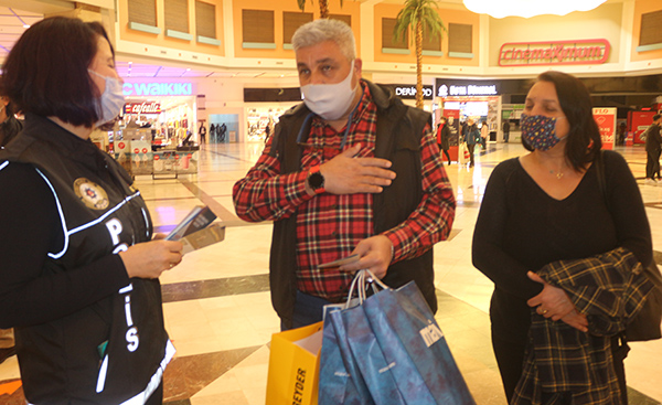 Emniyet vatandaşları dolandırıcılara karşı uyardı