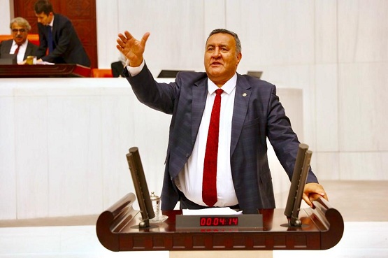 Gürer: Yerel basın can çekişiyor