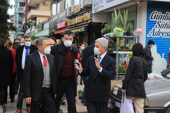 CHP SOKAĞA İNDİ