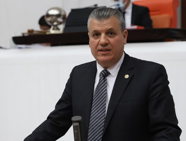 Sağlıkta yeterli sayıda atama istiyoruz