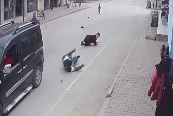 KAPKAÇ MAĞDURU GÜVENLİK KAMERASINDA