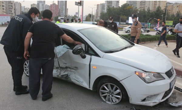 ADANA'DA TRAFİK KAZASI